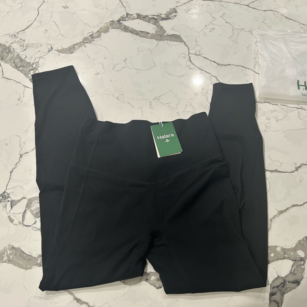 Halara Black Leggings